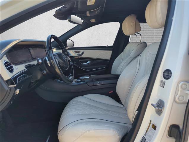 Used 2017 Mercedes-Benz S 550 Sedan image 16