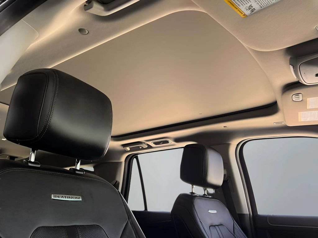 Used 2019 Ford Expedition Max Platinum AWD/4WD image 16