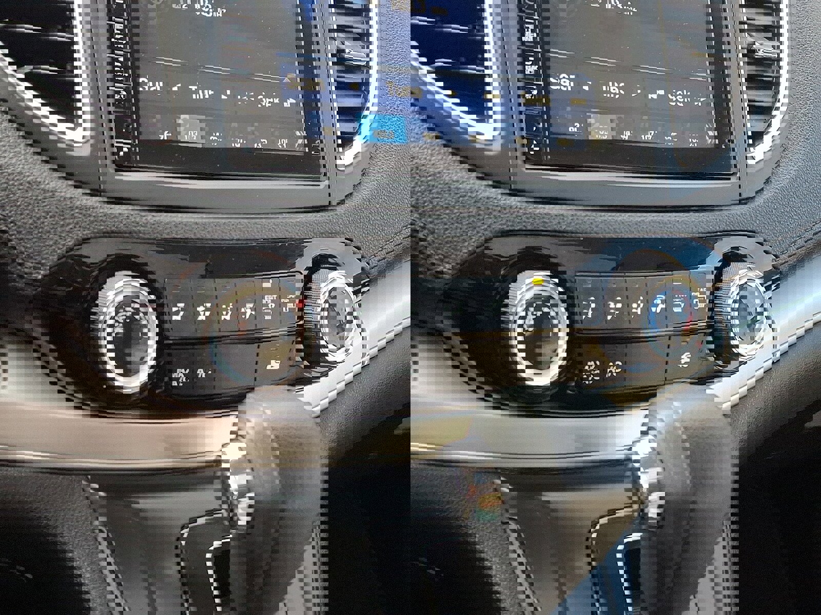 Used 2016 Honda CR-V EX image 17