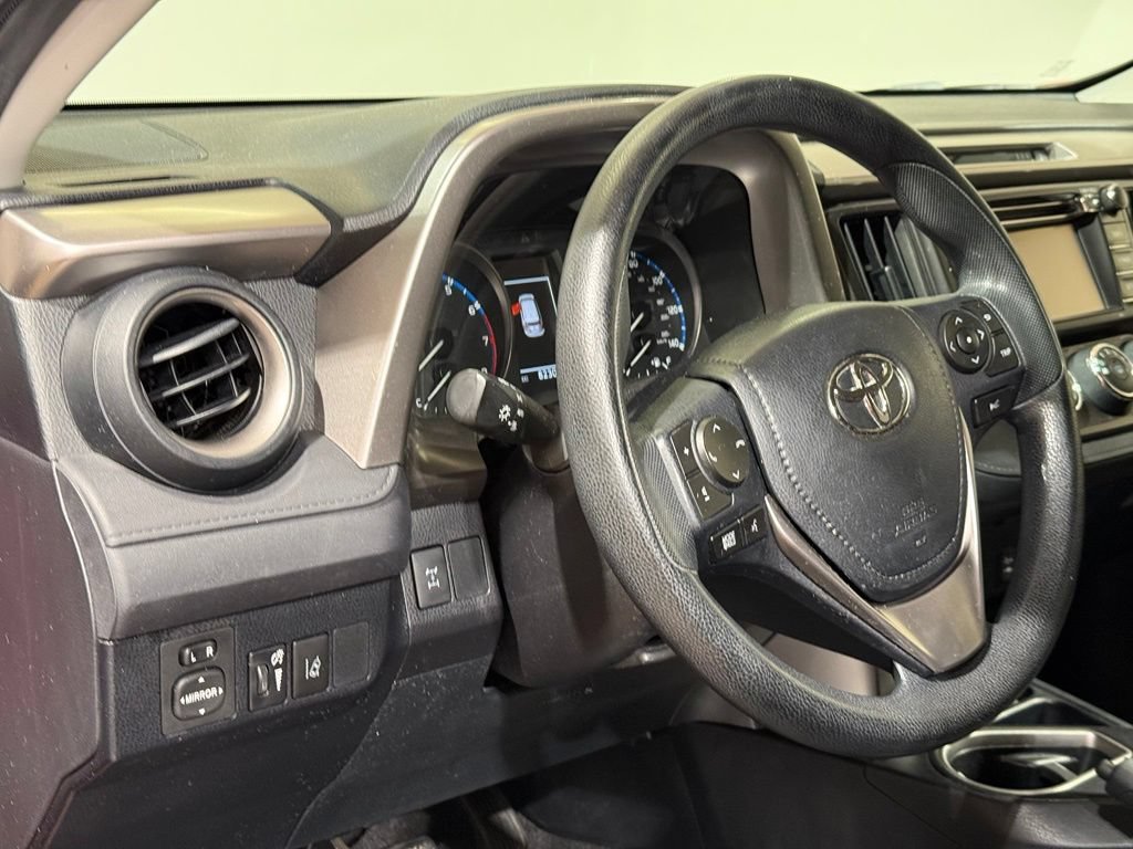 Used 2017 Toyota RAV4 LE w/ Carpet Mat Package AWD/4WD image 17