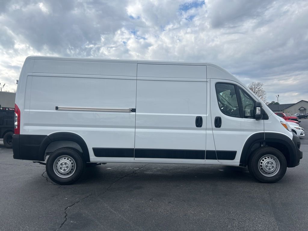 New 2025 RAM ProMaster 2500 w/ Premium Convenience Group image 2