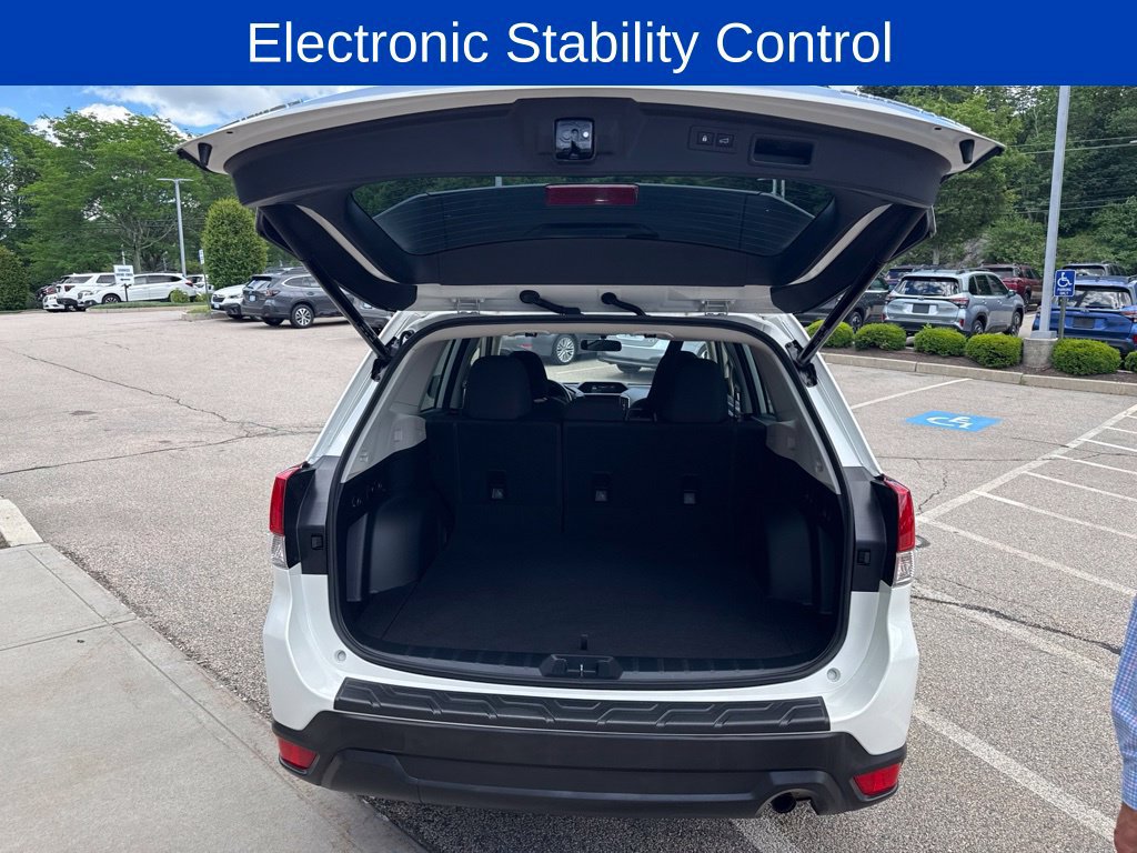 Used 2023 Subaru Forester Premium AWD/4WD image 10