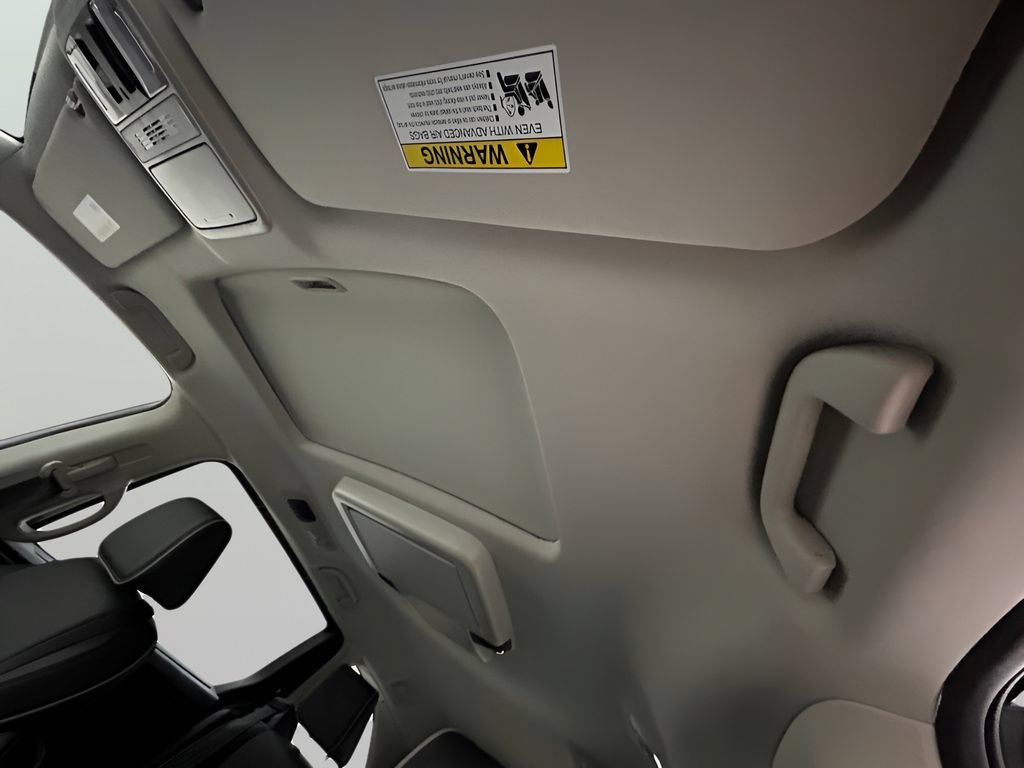 Used 2026 Honda Odyssey Elite image 22