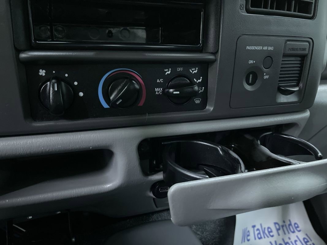 Used 2004 Ford F250 XL image 23