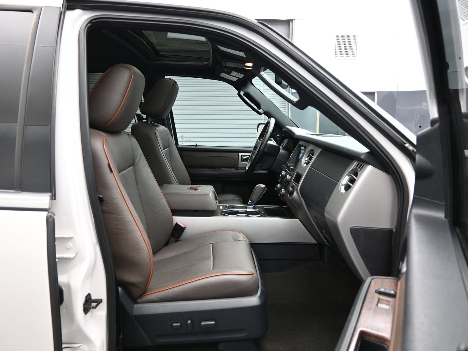 Used 2016 Ford Expedition King Ranch RWD image 13