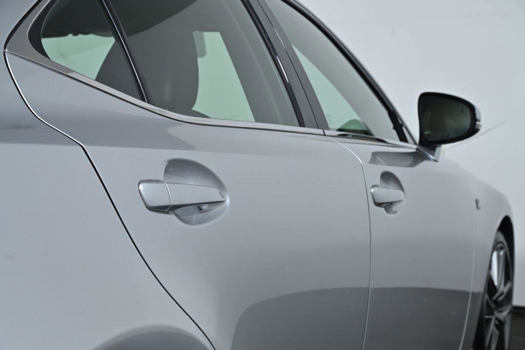 Used 2019 Lexus IS 300 F Sport w/ F Sport Package image 11