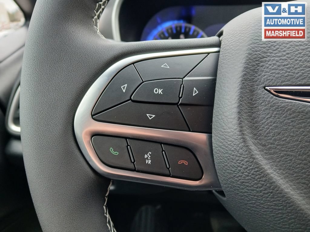 New 2026 Chrysler Voyager LX FWD image 15
