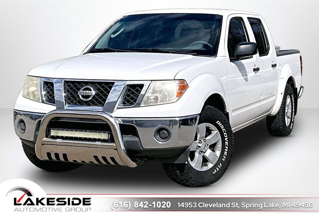 Used 2010 Nissan Frontier SE image 1