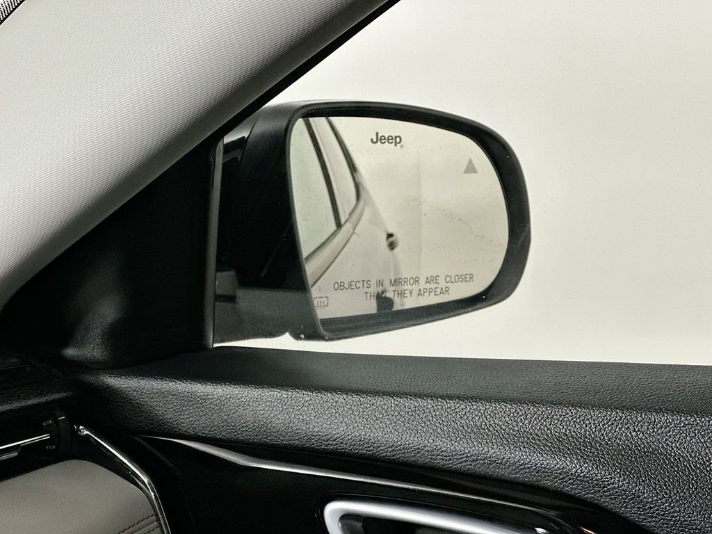 Certified 2022 Jeep Compass Limited image 27