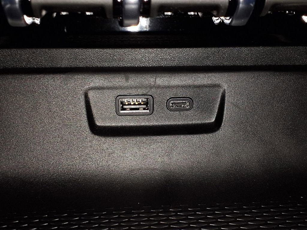 New 2026 GMC Terrain AT4 w/ Convenience Package III AWD/4WD image 25