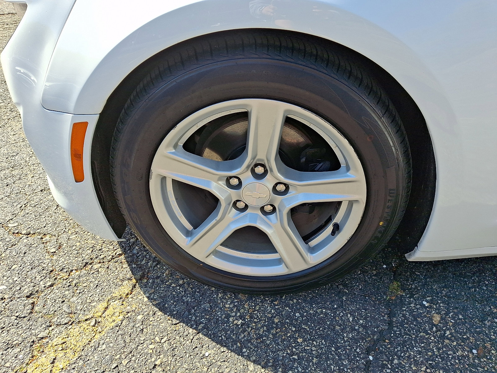 Used 2020 Chevrolet Camaro LT RWD image 28
