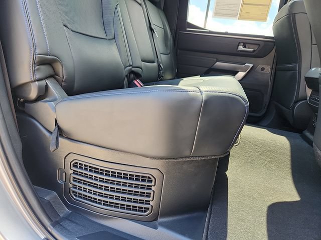 Used 2024 Toyota Tundra Platinum AWD/4WD image 30