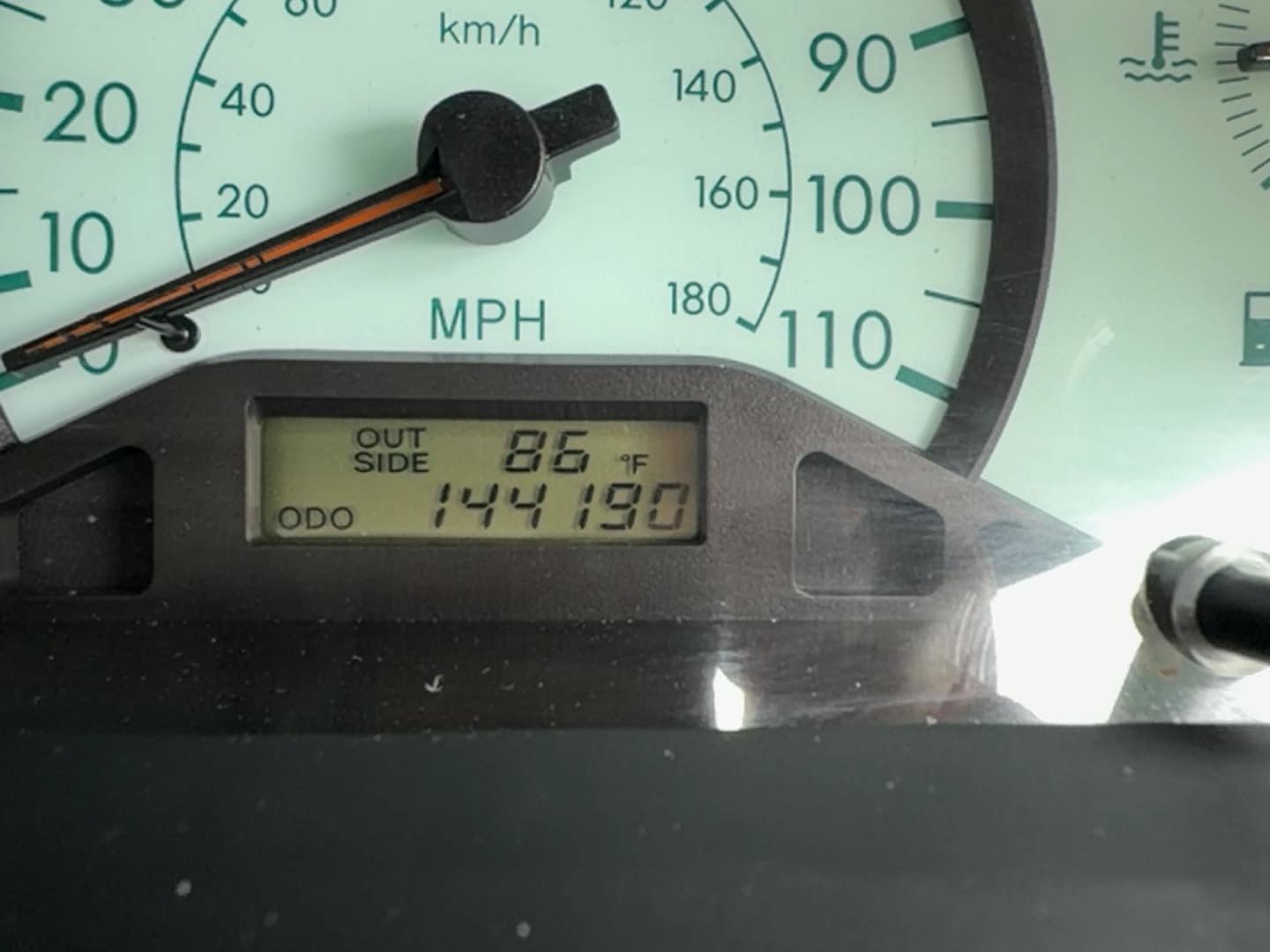 Used 2004 Toyota Corolla LE FWD image 8