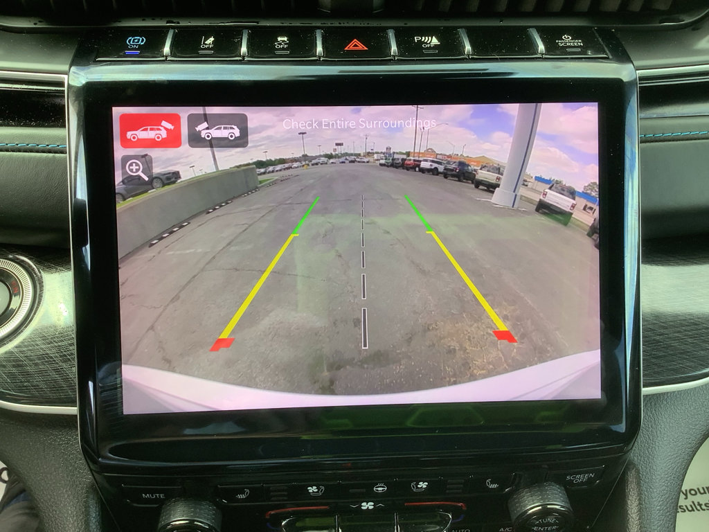Used 2024 Ford Transit 350 XLT RWD image 19