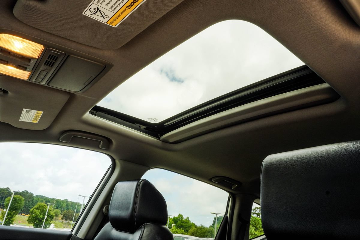 Used 2020 Honda CR-V Touring image 38