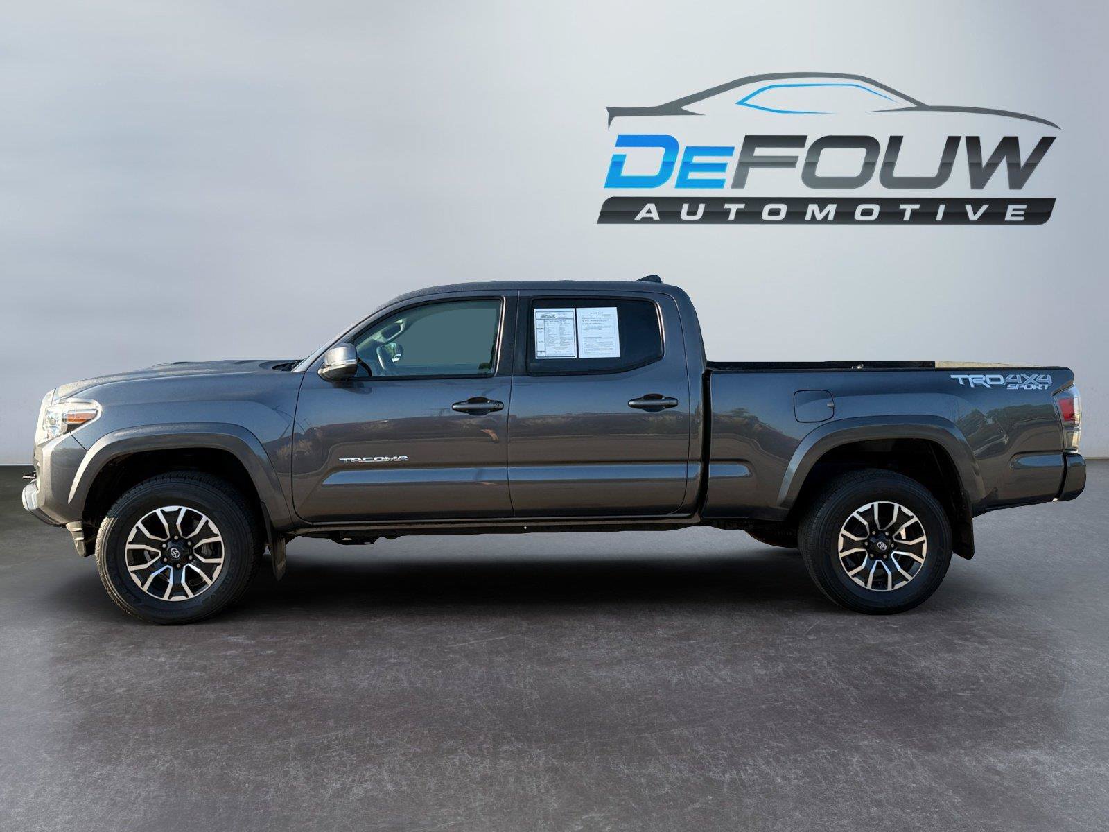 Used 2021 Toyota Tacoma TRD Sport AWD/4WD image 6