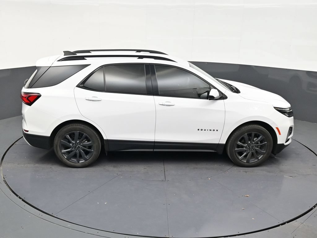 Used 2024 Chevrolet Equinox RS FWD image 16