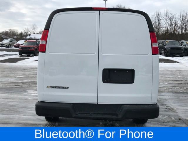 Certified 2022 Chevrolet Express 2500 Extended image 5