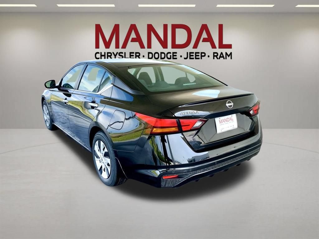 Used 2023 Nissan Altima 2.5 S FWD image 8