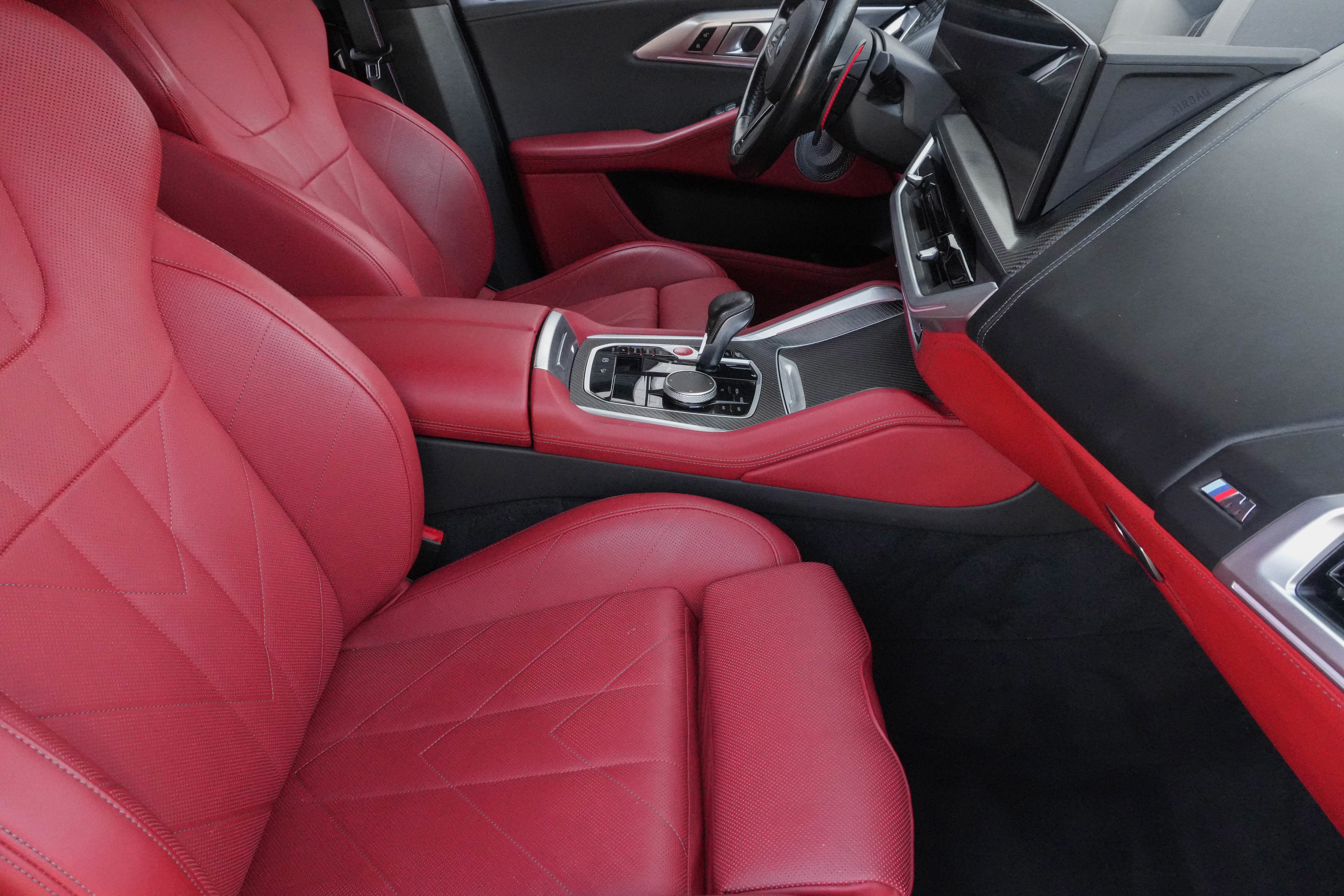 Used 2023 BMW XM AWD/4WD image 13