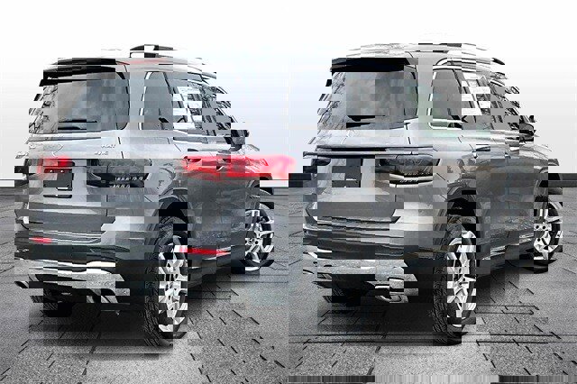 Certified 2022 Mercedes-Benz GLB 250 4MATIC image 7