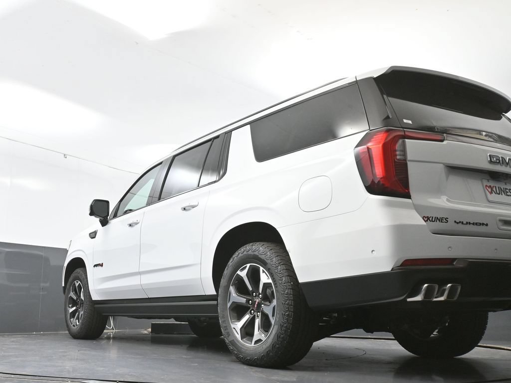 New 2026 GMC Yukon XL AT4 Ultimate AWD/4WD image 54
