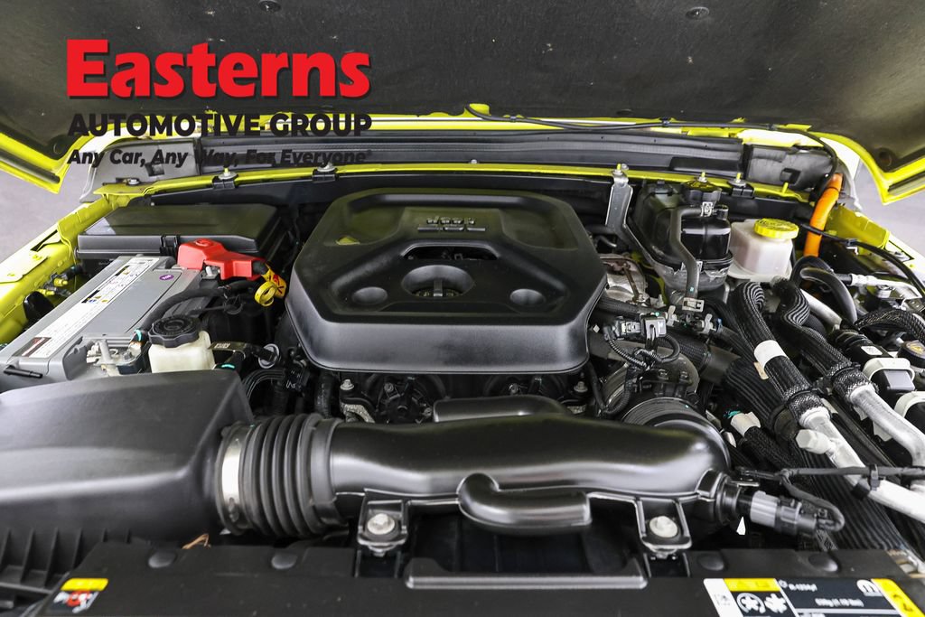 Used 2023 Jeep Wrangler Unlimited AWD/4WD image 9