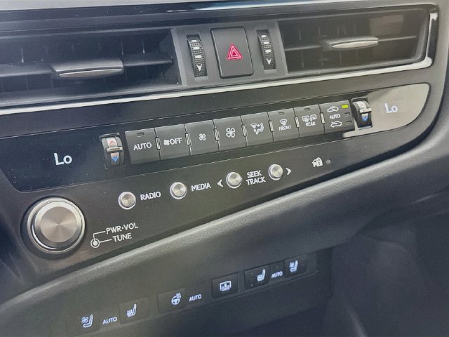 Used 2024 Lexus ES 350 F Sport w/ Technology Package FWD image 23