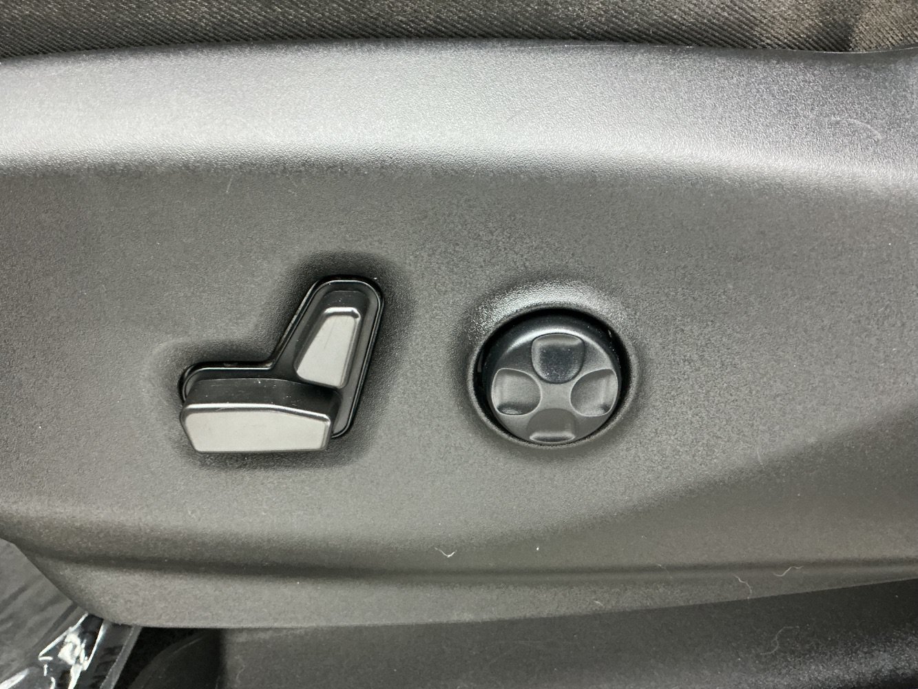 Used 2022 Chrysler Pacifica Touring-L FWD image 35