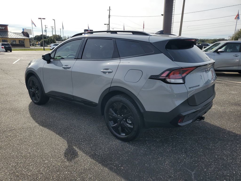 Used 2025 Kia Sportage X-Line image 3
