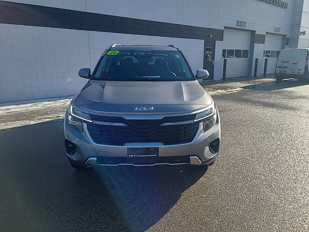 Used 2025 Kia Seltos S image 9