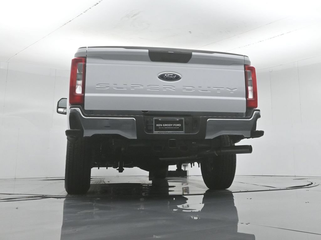 New 2026 Ford F350 XL w/ XL Chrome Package RWD image 47