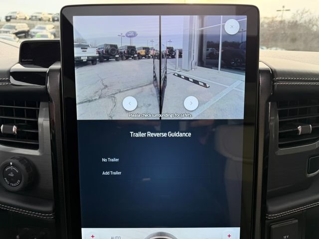 Used 2022 Ford F150 Lightning Platinum image 26