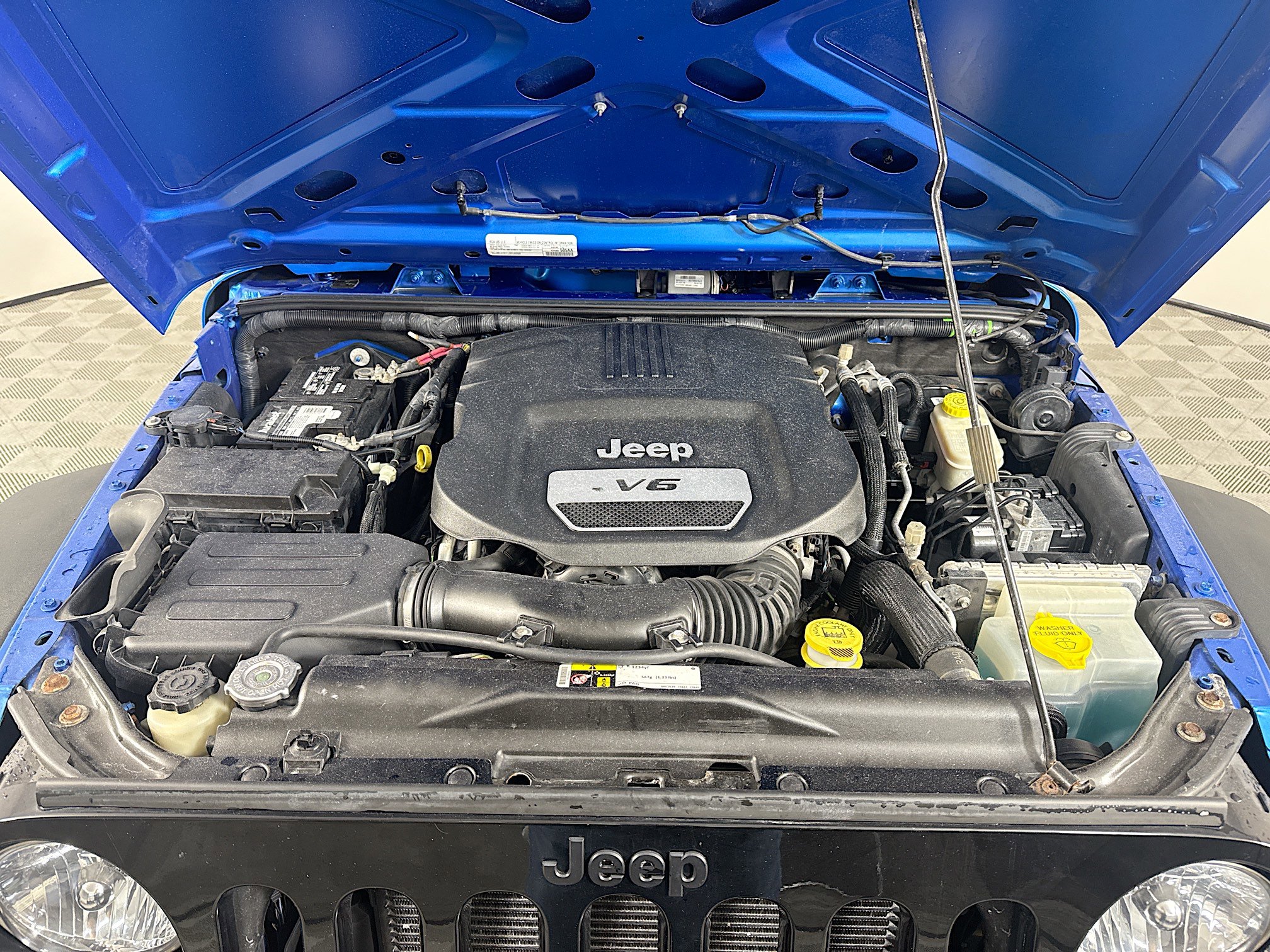 Used 2016 Jeep Wrangler Sport image 35