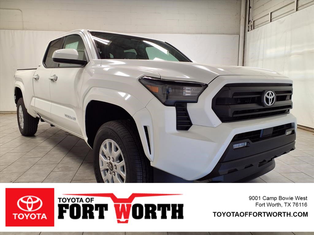 New 2025 Toyota Tacoma SR5