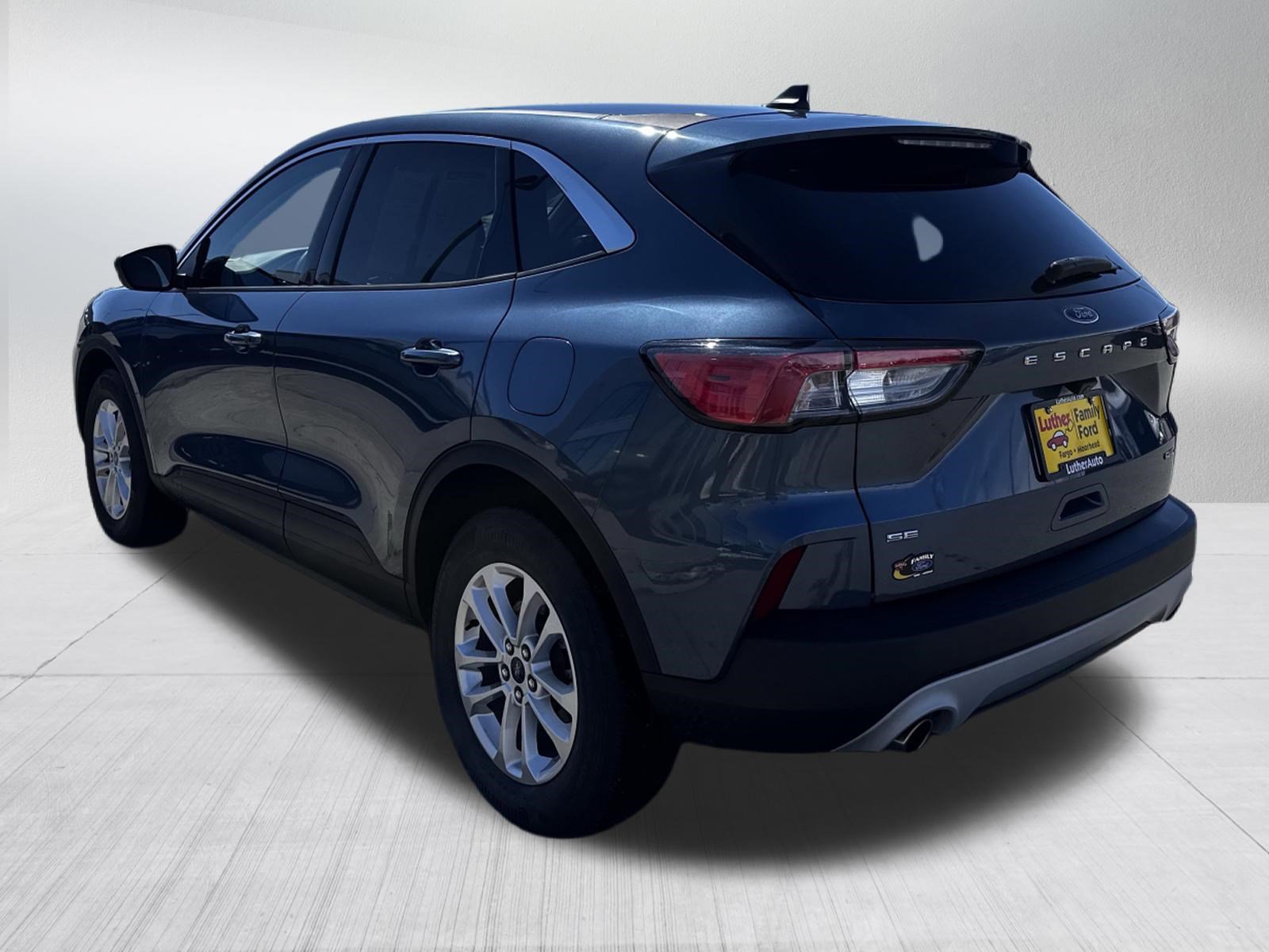 Used 2020 Ford Escape SE image 5