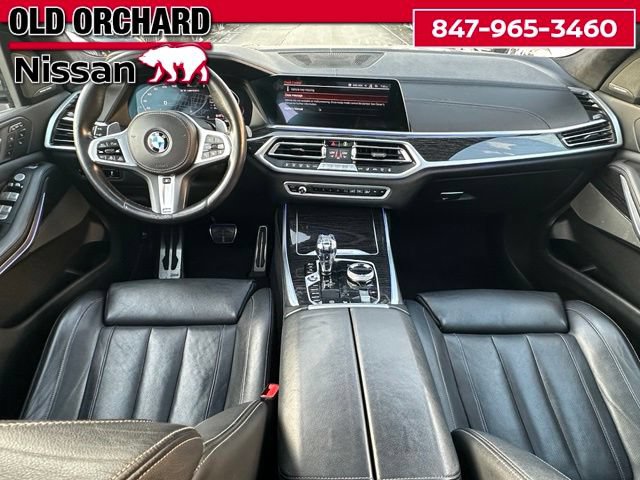 Used 2020 BMW X7 M50i AWD/4WD image 16