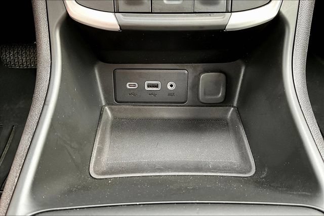 Used 2023 GMC Terrain SLE w/ Driver Convenience Package FWD image 15