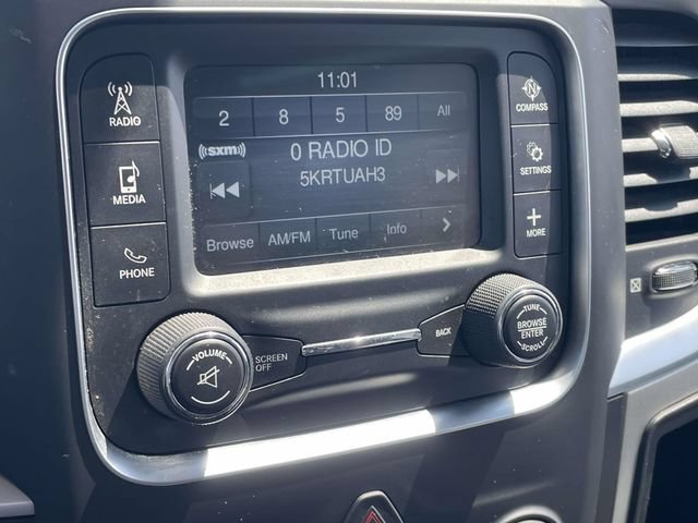Used 2019 RAM 1500 Classic SLT AWD/4WD image 15