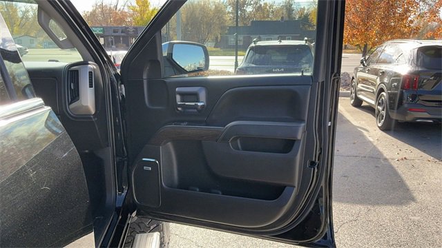 Used 2018 GMC Sierra 1500 Denali w/ Denali Ultimate Package image 11