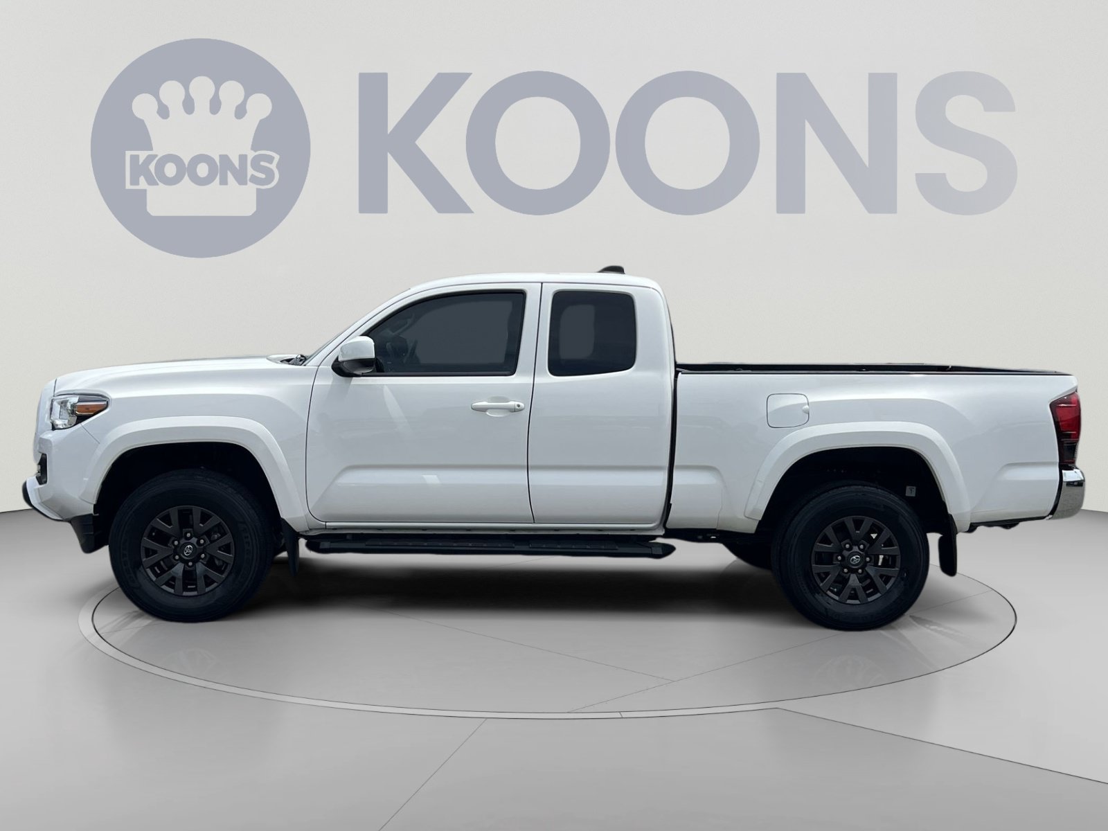 Used 2021 Toyota Tacoma SR5 RWD image 7