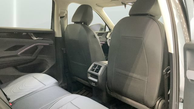 New 2026 Volkswagen Tiguan SE AWD/4WD image 35