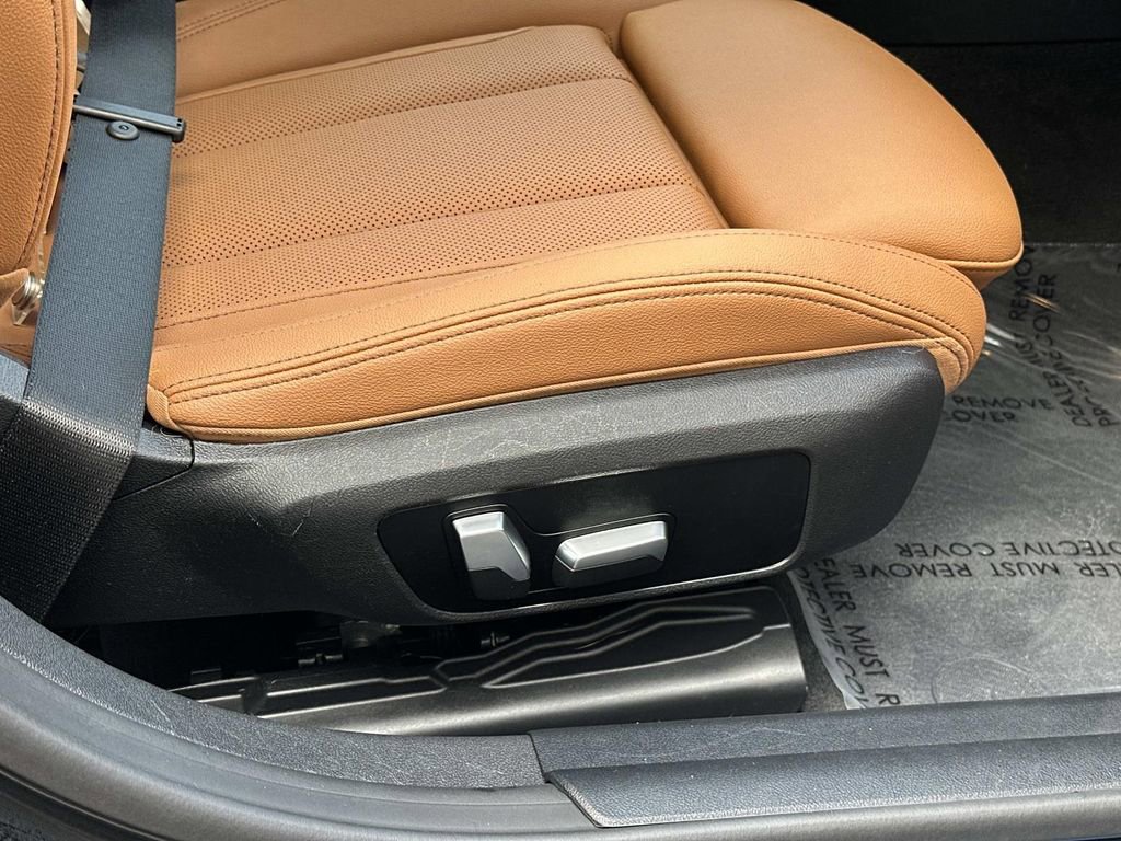 Used 2023 BMW i4 eDrive35 w/ Premium Package image 38