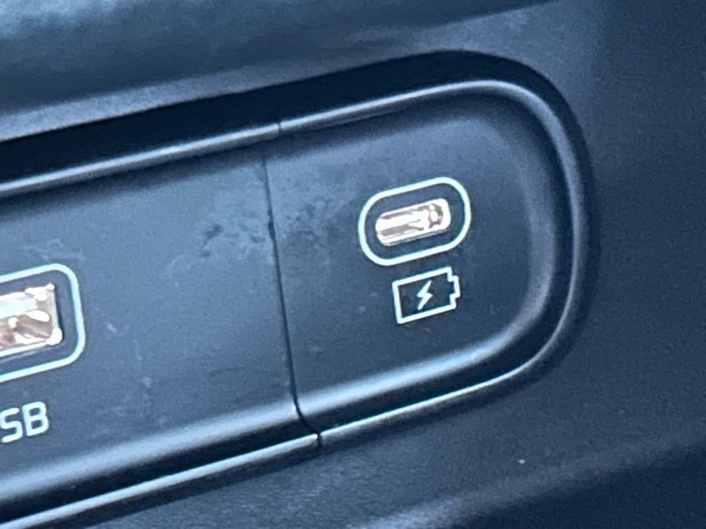 Used 2024 Kia Seltos X-Line image 28