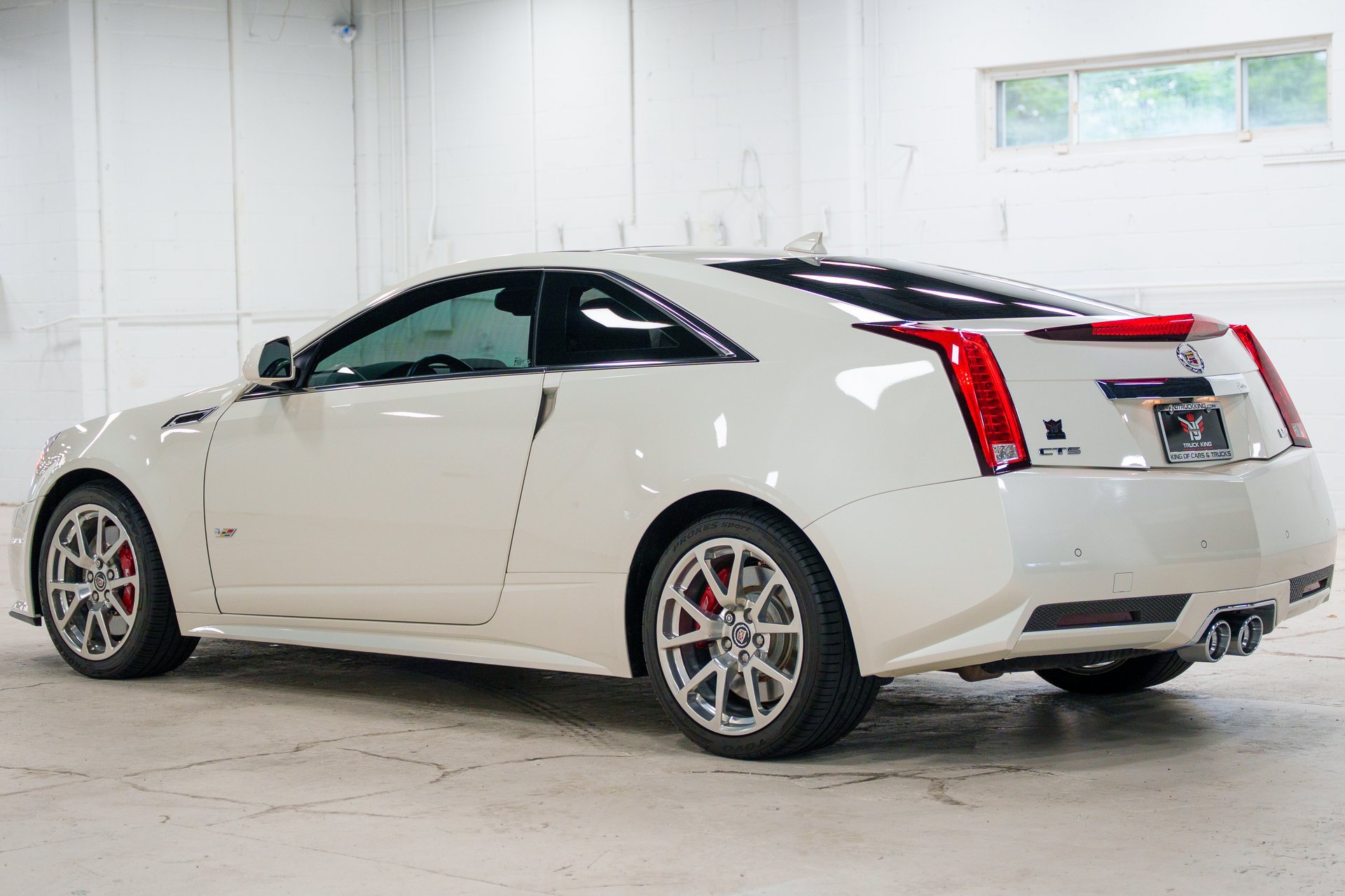 Used 2013 Cadillac CTS V RWD image 11