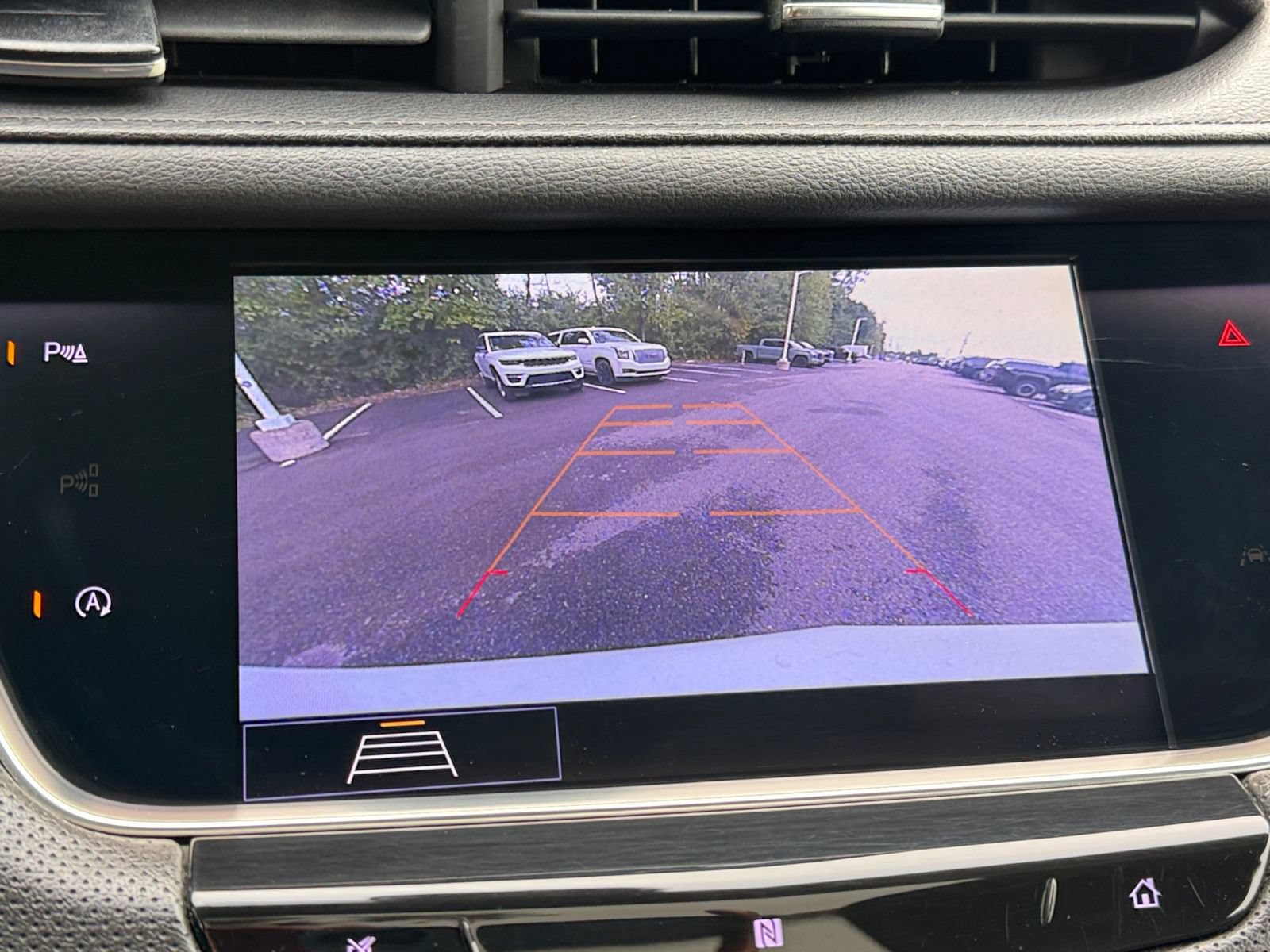 Used 2020 Cadillac XT5 Premium Luxury AWD/4WD image 24