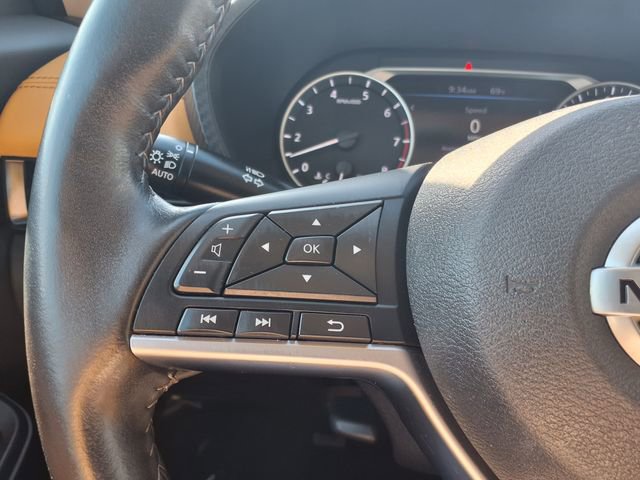 Used 2023 Nissan Sentra SV w/ SV Premium Package FWD image 22