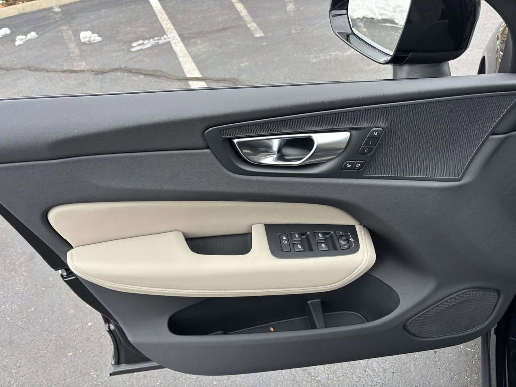 New 2026 Volvo XC60 T8 Plus w/ Protection Package Premier image 11