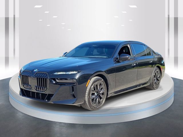 Used 2024 BMW 760i xDrive w/ Executive Package image 3