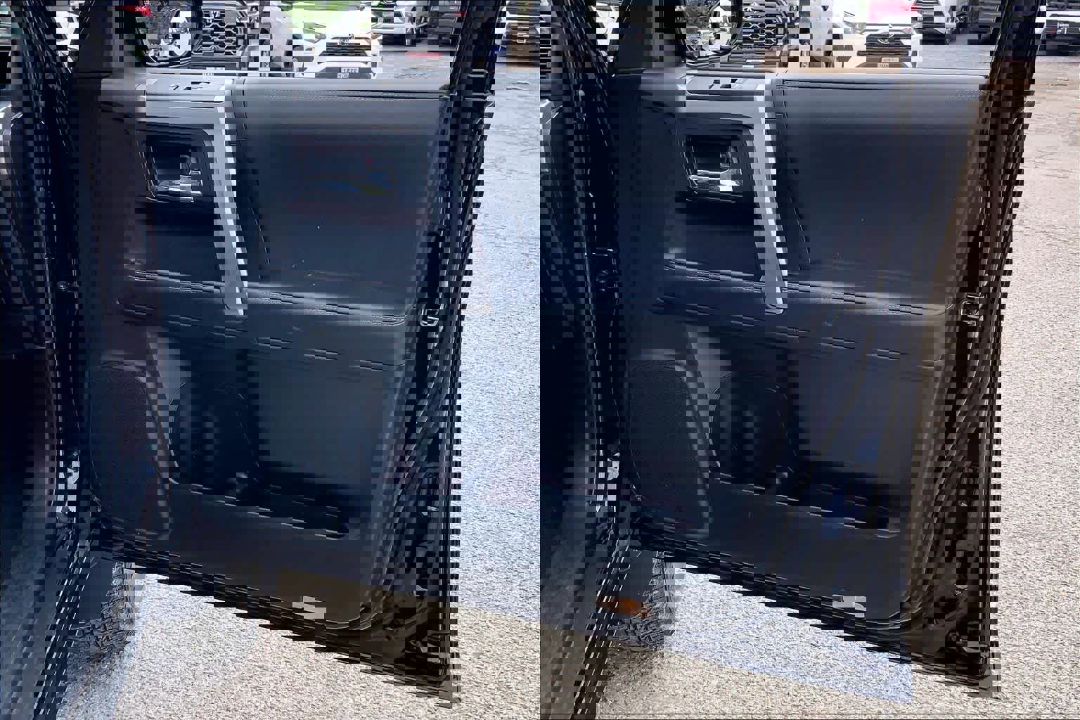 Used 2024 Toyota 4Runner SR5 AWD/4WD image 22